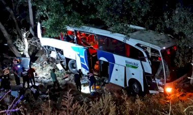 Yozgat'ta yolcu otobüsü kaza yaptı: 12 ölü