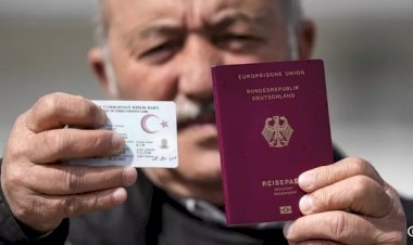Alman hükümeti, çifte vatandaşlık hakkını kolaylaştıran yasa tasarısını onayladı