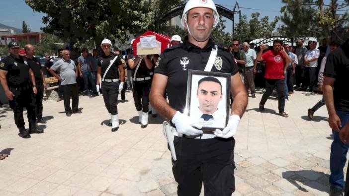 Şehit polis memuru Hatay'da toprağa verildi