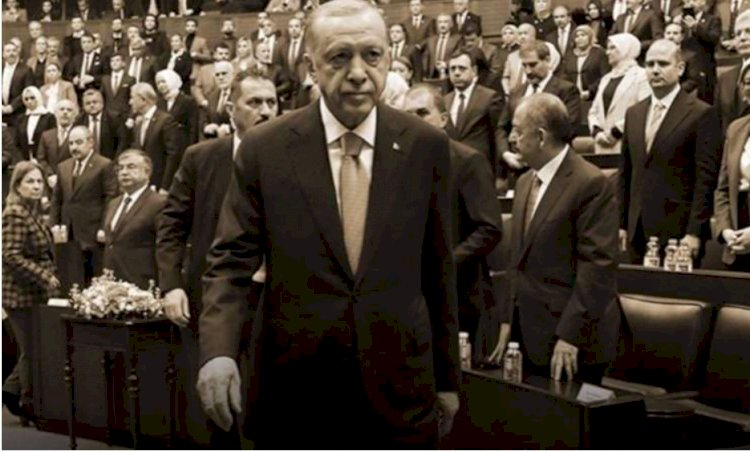 Erdoğan, AKP kongresinde 'oy kaybının faturasını' kesmeye hazırlanıyor