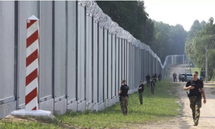 Polonya, Belarus sınırına ilave 2 bin asker konuşlandıracak