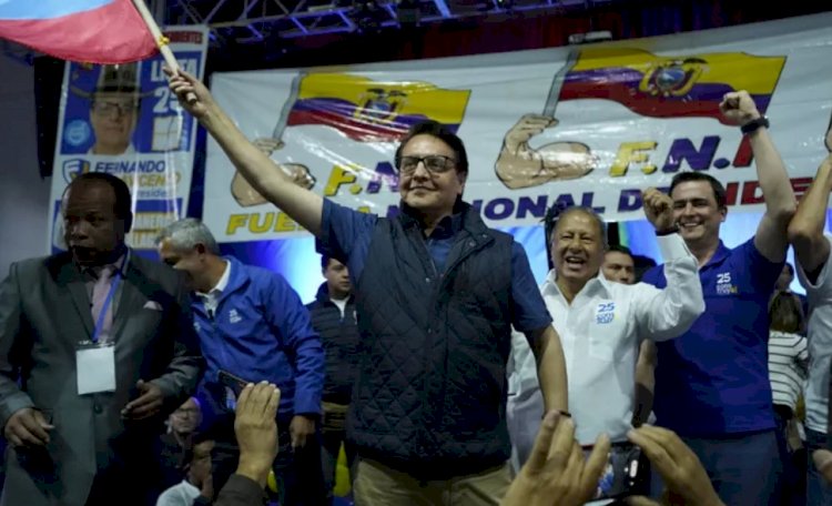 Ekvador'da yolsuzluk karşıtı cumhurbaşkanı adayı seçim mitinginde öldürüldü