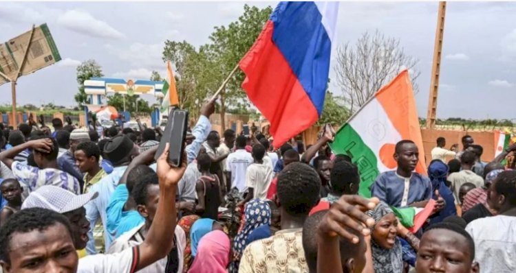 Nijer'de darbe: Rusya, Batı Afrika liderlerini askeri müdahalede bulunmama yönünde uyardı