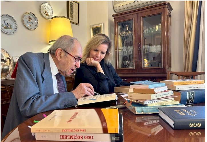 Eski CHP Genel Başkanı Altan Öymen: AKP'nin kuruluşundan sonra tek adam sistemi bize de sirayet etti
