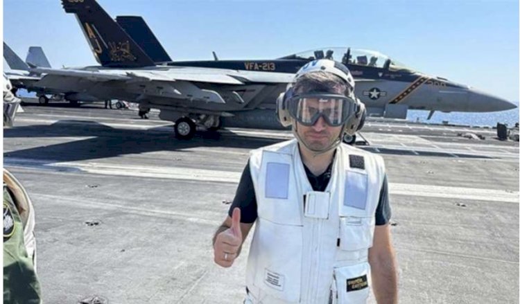 Damat Selçuk Bayraktar 'davet' üzerine USS Gerald R. Ford uçak gemisinde