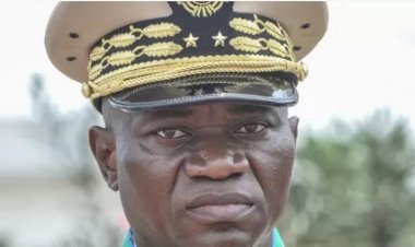 Gabon'da darbenin lideri General Nguema neden 'sürpriz bir isim' olarak görülüyor?