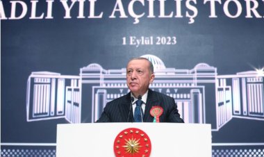 Erdoğan ve hukuk: Lafa gelince güzelleme bol
