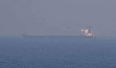 İki gemi tahıl yüklemek üzere Ukrayna'ya doğru yola çıktı
