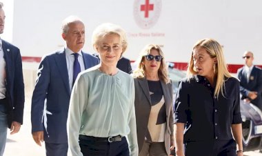 Von der Leyen, Lampedusa'yı ziyaret etti, İtalya'ya destek için 10 maddelik bir eylem planı sundu