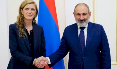 Amerikalı üst düzey yetkililer Ermenistan'da, Karabağ Ermenileri bölgeyi terk ediyor