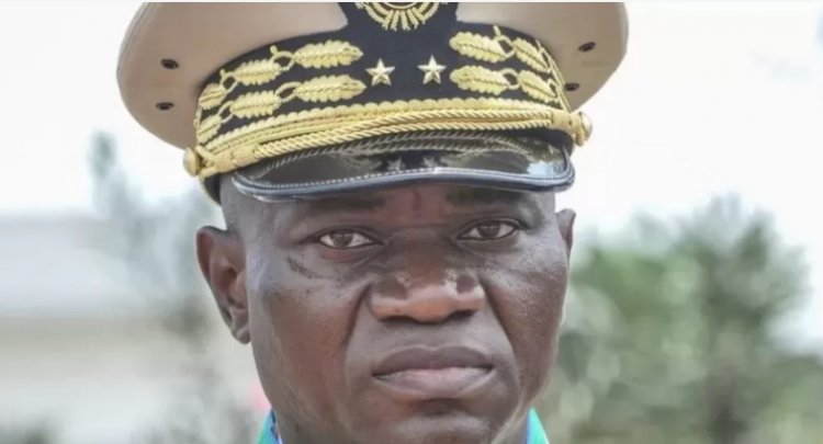 Gabon'da darbenin lideri General Nguema neden 'sürpriz bir isim' olarak görülüyor?