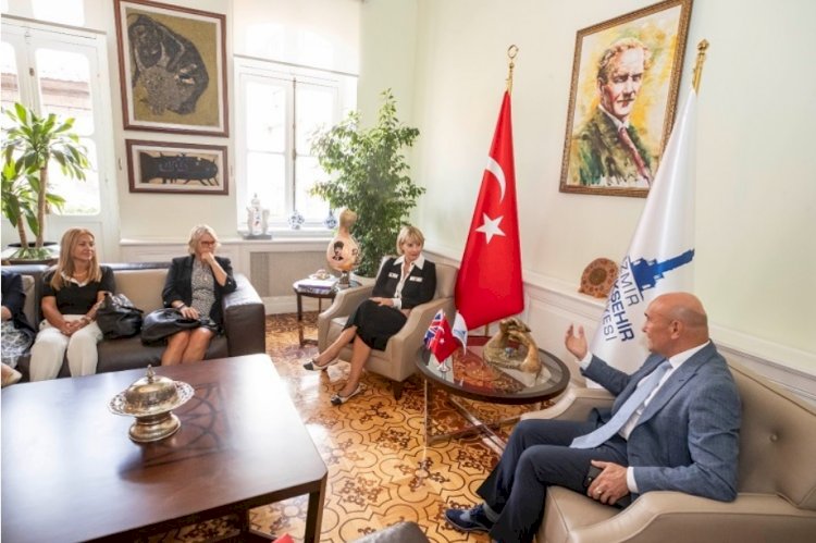 İngiltere Büyükelçisi Morris Başkan Soyer’i ziyaret etti