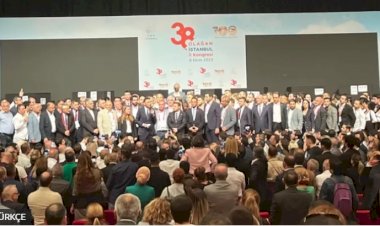 CHP İstanbul İl Kongresi: İl Başkanlığı yarışını Ekrem İmamoğlu’nun desteklediği Özgür Çelik kazandı
