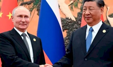 Çin'de buluşan Cinping ve Putin'den tarihi İpek Yolu'nu canlandırma mesajı