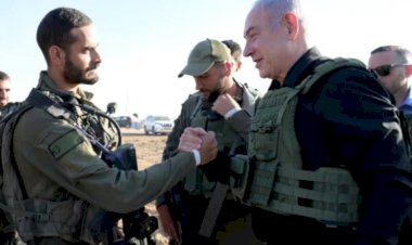 İsrailli eski liderlerden Netanyahu'ya sert eleştiriler: Hükümet fonksiyon gösteremiyor, istifa et!