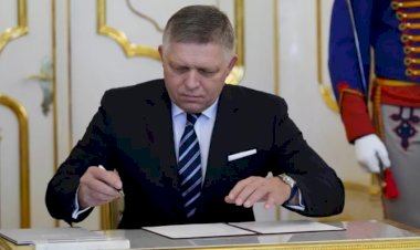 Slovakya: 'Rusya yanlısı' Başbakan Robert Fico, Ukrayna'ya askeri yardımı sonlandırdı