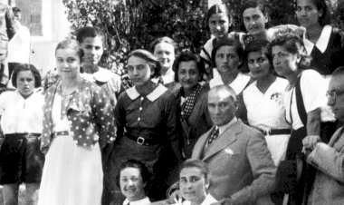 Asırlık mücadelenin mihenk taşları: Cumhuriyet kadınları