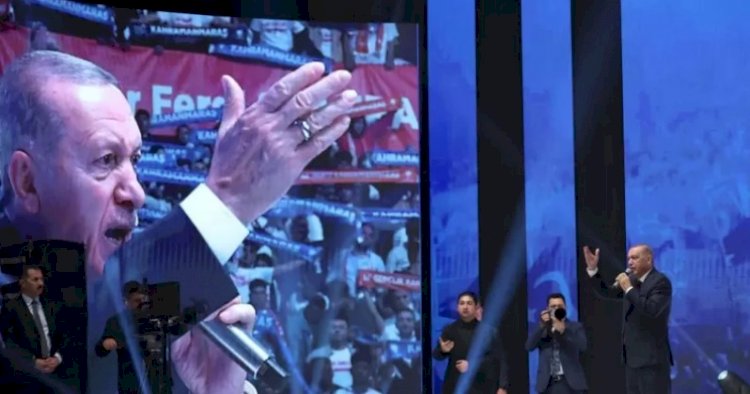 AKP’nin 4. Olağanüstü Kongresi: Erdoğan hangi mesajları verdi, parti yönetiminde değişim nasıl oldu?