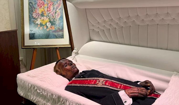 128 yıl önce kazara mumyalanan ceset nihayet defnediliyor