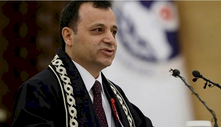 Anayasa Mahkemesi Başkanı Türkiye'de adalet olmadığını itiraf etti