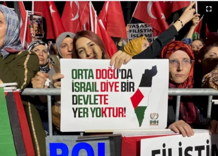İzmir’de İsrail protestosu