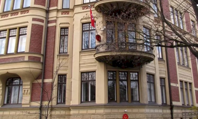 Türkiye'nin Helsinki Büyükelçiliğine saldırı