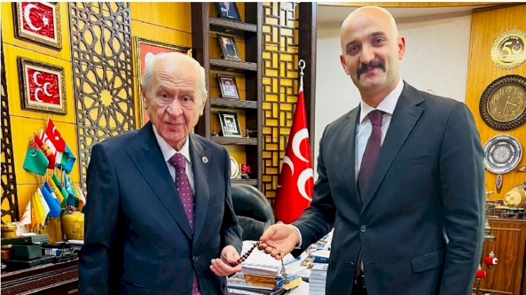 Sinan Ateş cinayetinin şüphelilerinden Olcay Kılavuz, Bahçeli ile bir araya geldi
