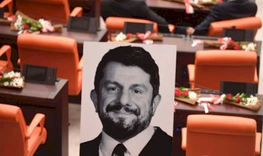 Hak eksenli paradigmanın iflası ve Anayasa Mahkemesi'nin fiilen kapanması…