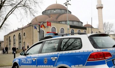 Almanya'da Müslüman cemaatlere hakaret ve tehdit