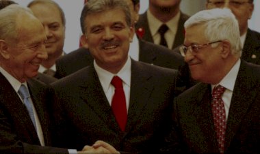 11. Cumhurbaşkanı Abdullah Gül sonunda dünyaya ders vermek üzere kalemi eline aldı