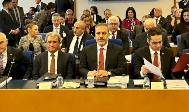 Hakan Fidan muhalefetin dış politika eleştirilerini dinliyor