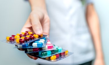 Türkiye’de Her 3 Reçeteden 1’i Antibiyotik!