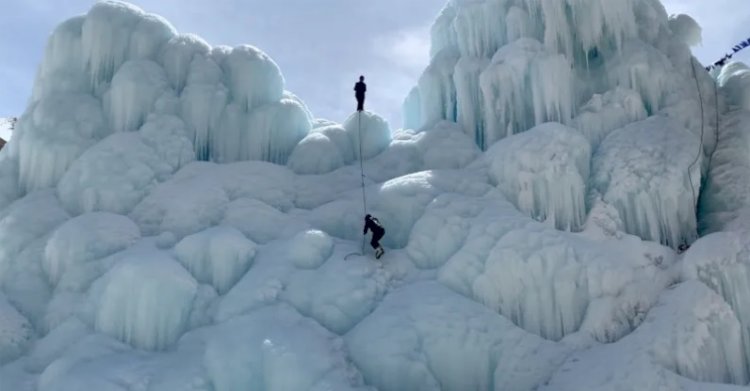Himalayalar'da Ladakh köylüleri, 30 metrelik buz kubbeleriyle iklim değişikliğine karşı mücadele ediyor