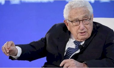 Henry Kissinger için kolay yazı, zor yazı...