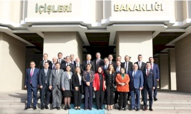Yerlikaya ile görüştü