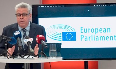 “AB’nin istediği, Türkiye’nin anayasasını ve hukukunu kendisinin uygulaması, bunu empoze etmek değil”
