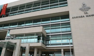 Yeni AYM Raportörleri İçin Kadro Kararnamesi Anayasa Mahkemesi Tarafından İptal Edildi