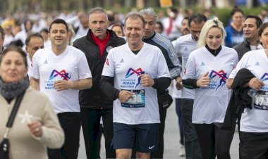 Uluslararası Mersin Maratonu Türkiye'nin En Yüksek Performanslı Maratonu Olarak Sıyrıldı