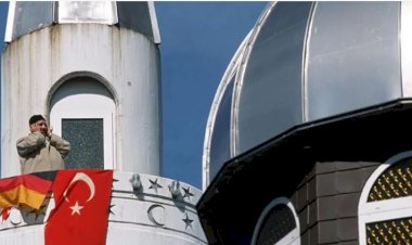 Almanya her yıl 100 imam yetiştirecek: Hedef Türkiye'den gönderilen imamların yerini almaları