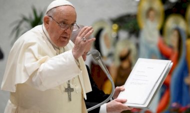 Papa Francis'ten “yapay zekaya düzenleme getirilsin” çağrısı