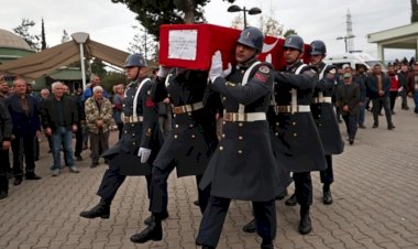 Şehit Jandarma Uzman Çavuş Mustafa Fatih Yetişen'in Cenazesi Adana'da Son Yolculuğuna Uğurlandı