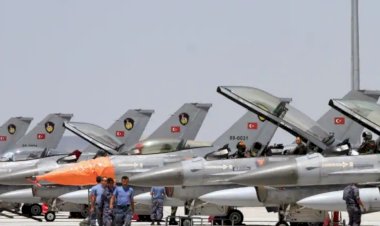 Kuzey Irak'ta 12 askerin hayatını kaybetmesinden sonra yurtiçi ve yurtdışında operasyonlar
