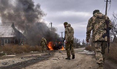 Ukrayna, Rusya’nın Donetsk yakınındaki Marinka kasabasını tamamen ele geçirdiği iddiasını yalanladı
