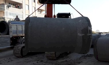 Edremit Belediyesi Altınkum'da alt yapı çalışmalarına devam ediyor