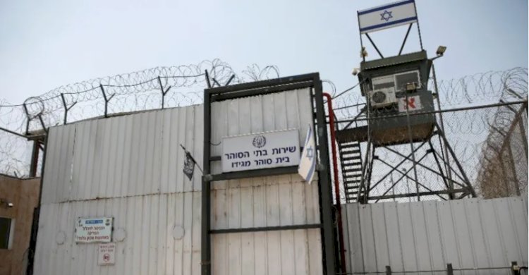 İsrail'in serbest bıraktığı Filistinli tutuklular, işkence gördüklerini söylüyor
