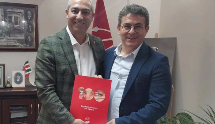 CHP Grup Başkanvekili Murat Aydın, Karşıyaka Belediye Başkanlığı İçin Aday Adayı Oldu