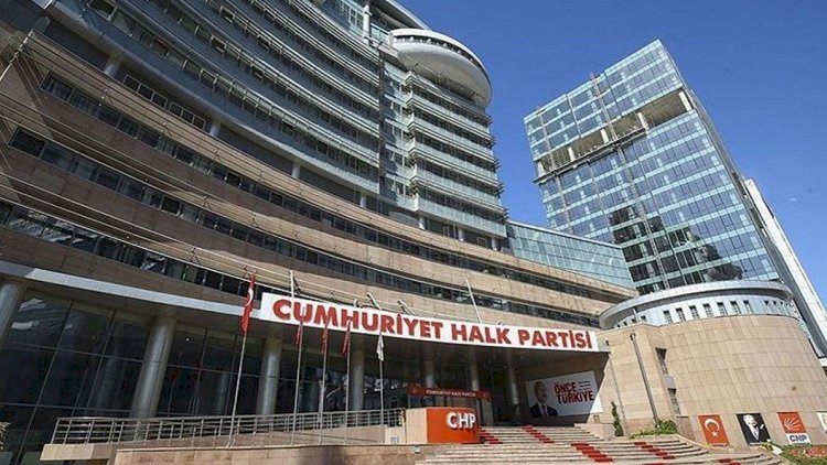 CHP, Yerel Seçimlere Hazırlık İçin 68 Kentte Sahaya İndi: Vekiller Adayları ve Seçmenleri Dinliyor