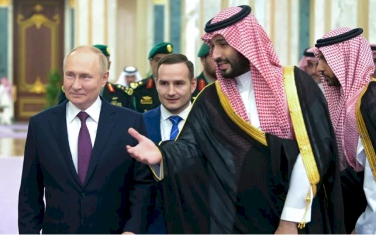 Rusya ve Suudi Arabistan'dan OPEC+ üyelerine kesintiye katılma çağrısı