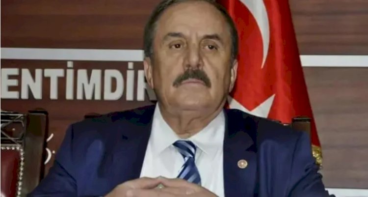 İYİ Parti İstanbul Milletvekili Salim Ensarioğlu partisinden istifa etti