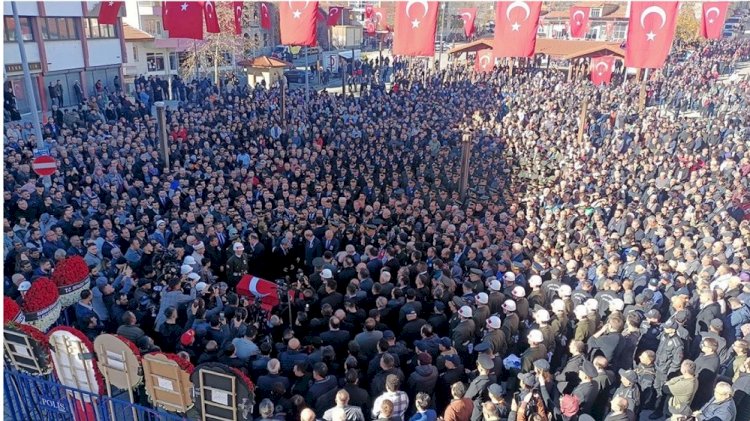 Türkiye şehitlerine ağlıyor! Kahramanlara veda